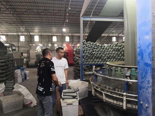 太平鎮開展專項安全檢查，煙花爆竹店、塑料廠與五金廠等單位接受全面排查